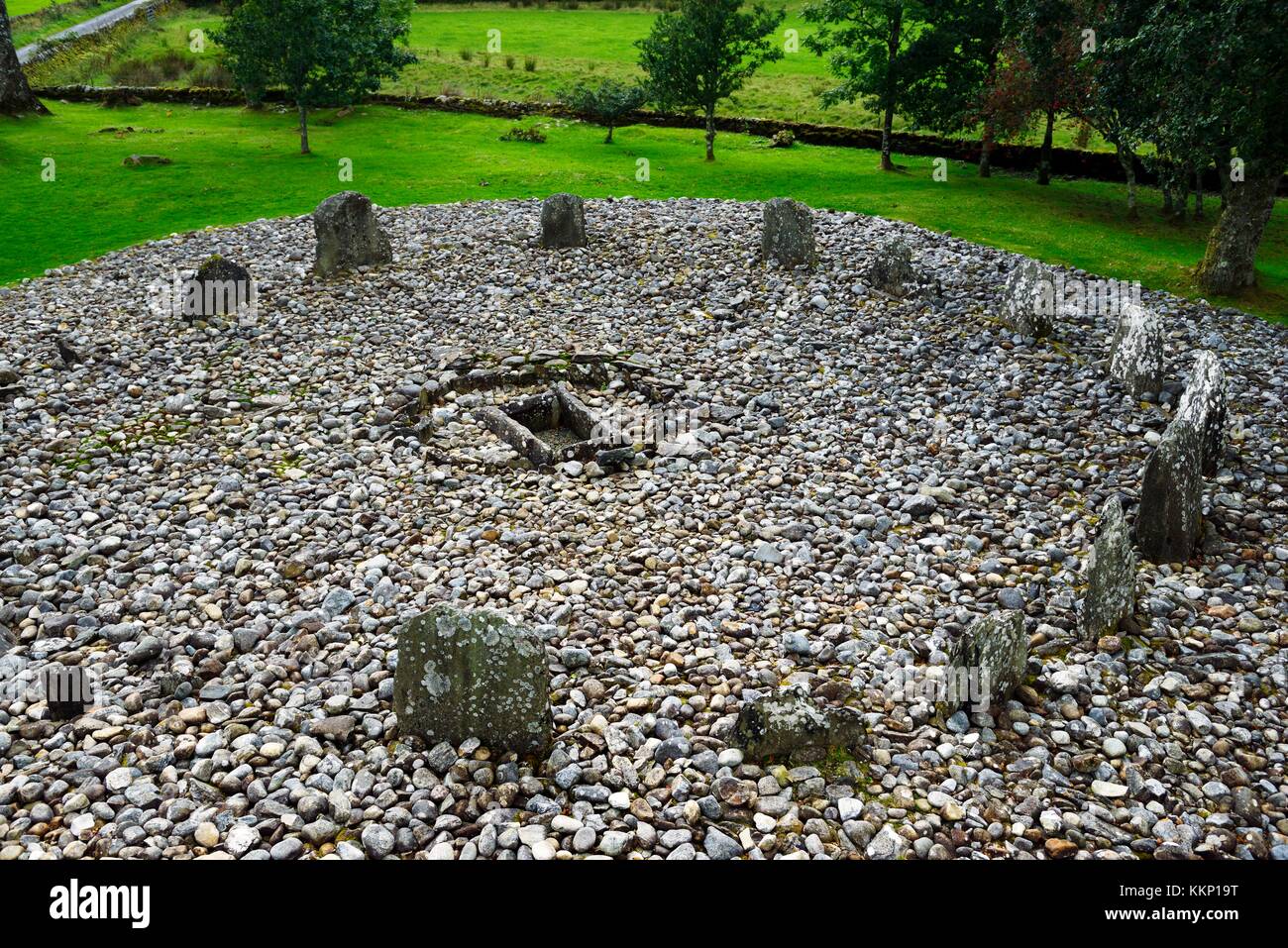 Templewood Temple Wood 4000+ year prehistoric megalithic site. Kilmartin Valley, Argyll.  Main circle showing central stone cist Stock Photo