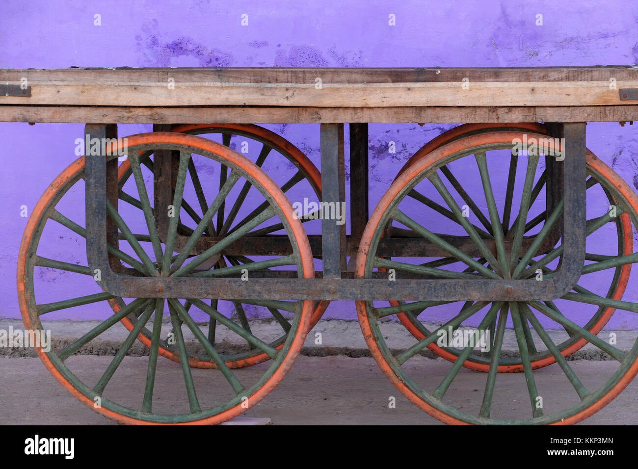 A handcart in an Indian street Stock Photo Alamy