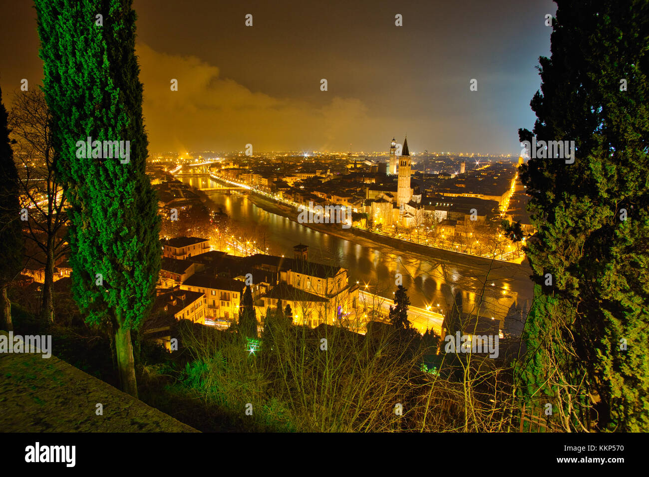 skyline of Verona city in Italy at night Stock Photo - Alamy