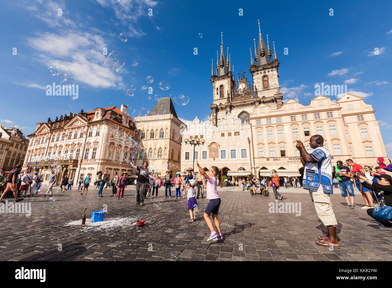 Czechia, Prague, old town, Old Town Square, Church of Our Lady in front of Týn, street artist, giant soap bubbles Stock Photo