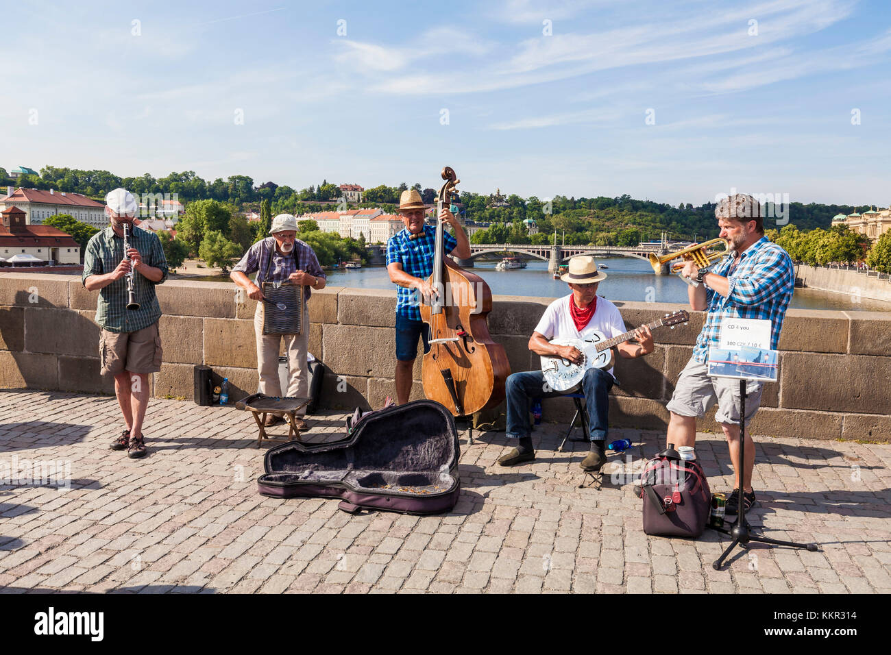 Czechia, Prague, Vltava, Charles Bridge, street musician, musician, band, street artist Stock Photo