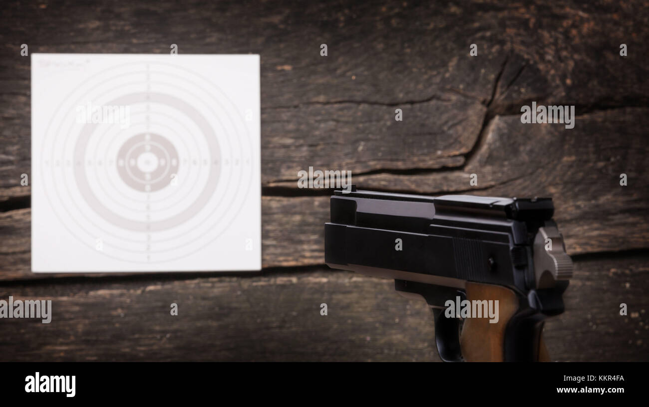 Gun, target, iron sights Stock Photo Alamy