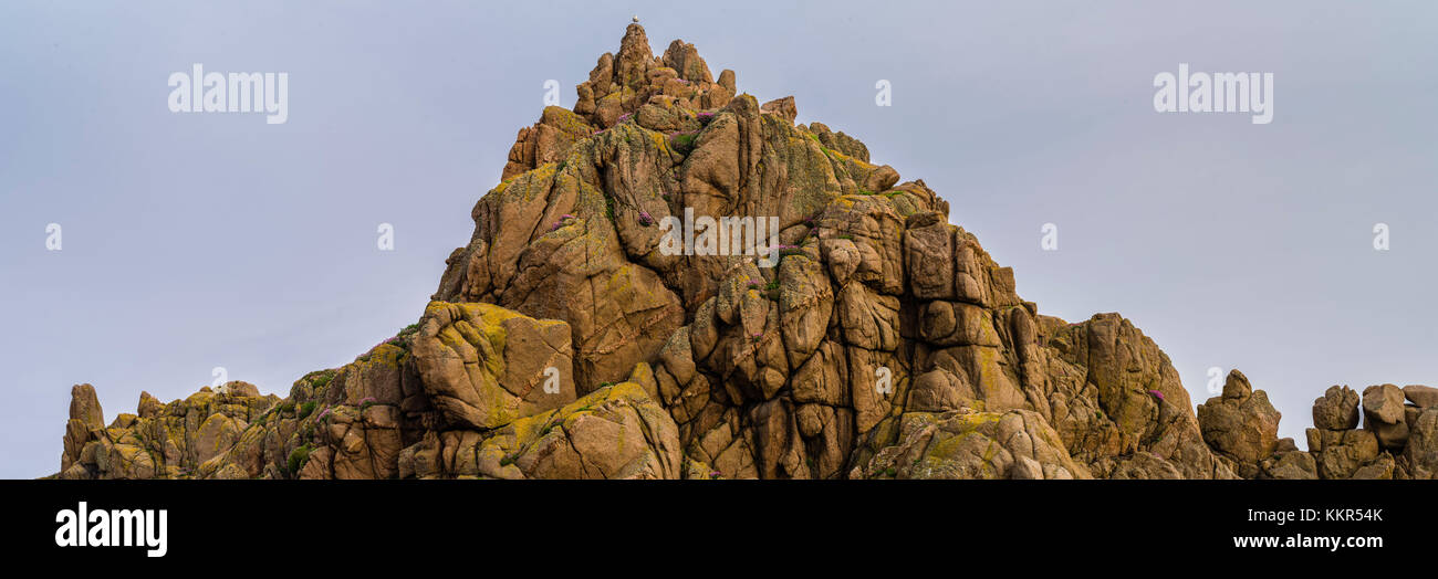 Cleft rock formation hi-res stock photography and images - Alamy