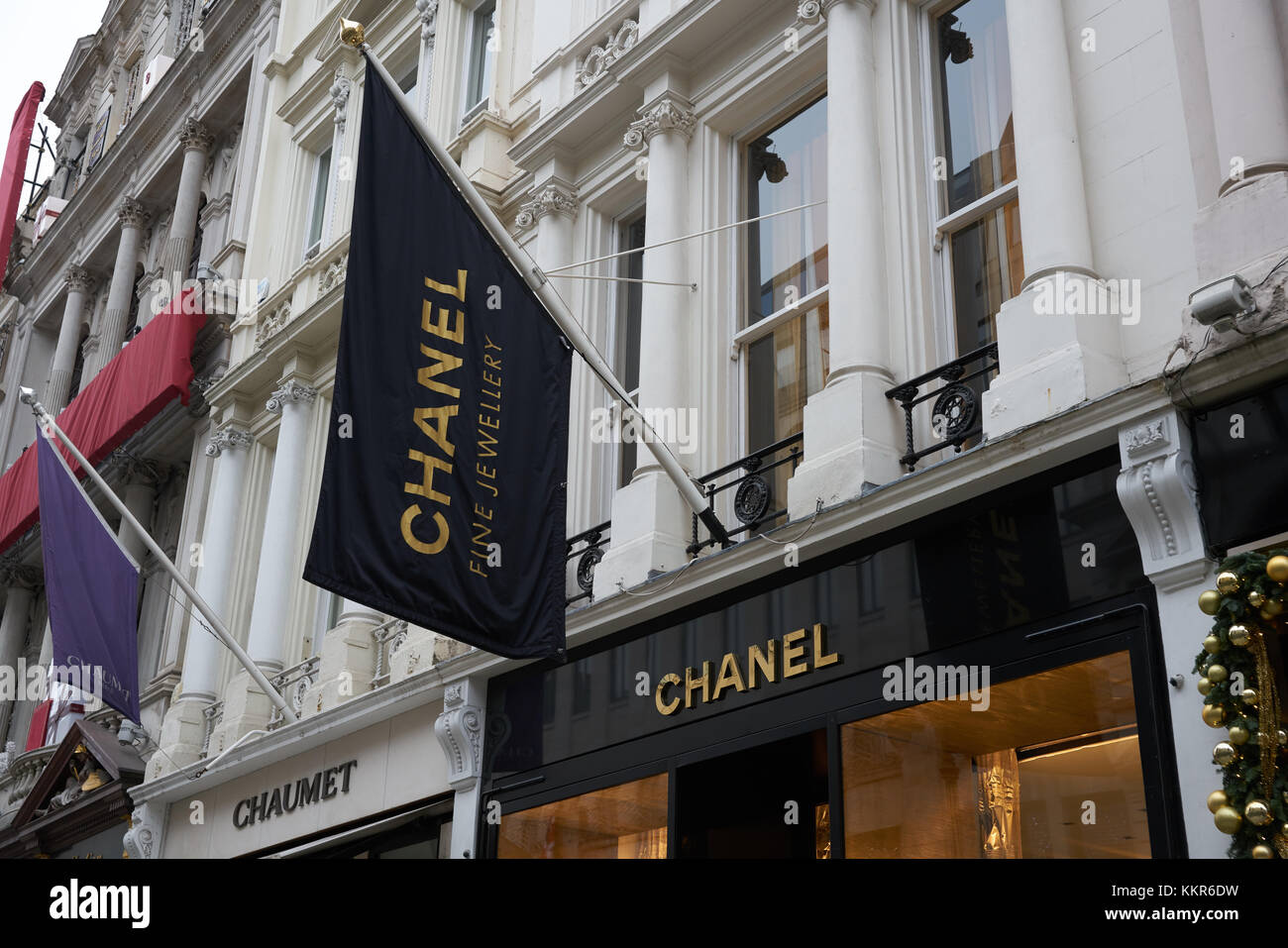 Chanel outlet bond street hi-res stock photography and images - Alamy