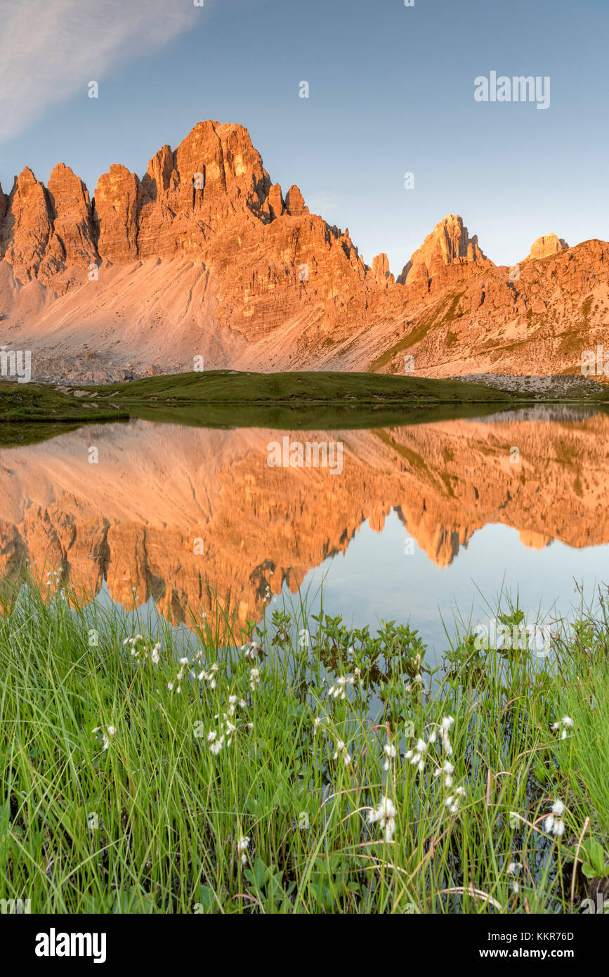 Sunrise at piani lakes with paterno mount hires stock photography and