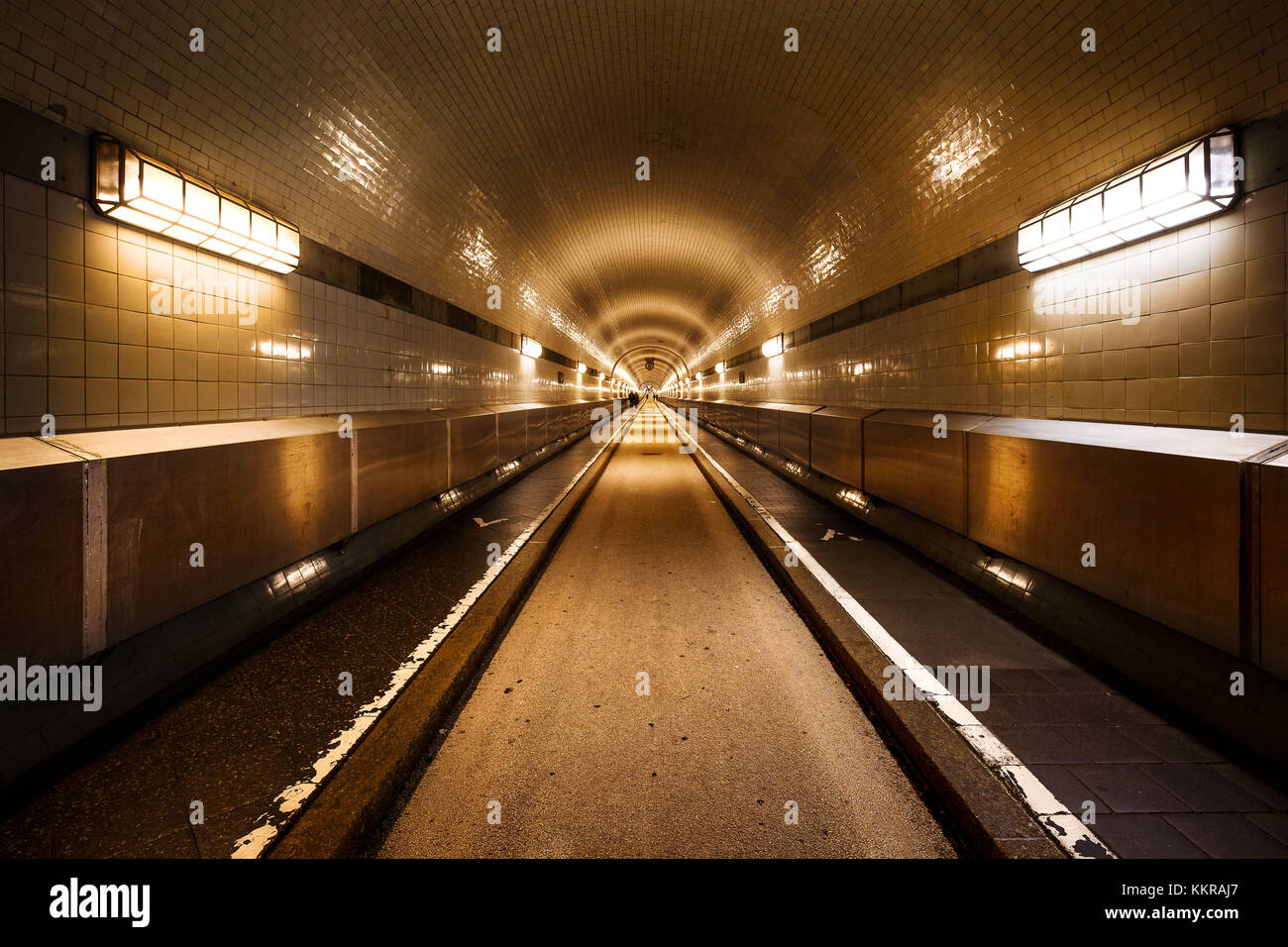Elbe tunnel hamburg hires stock photography and images Alamy