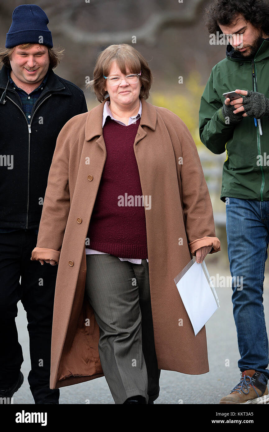 NEW YORK, NY - FEBRUARY 21: Melissa McCarthy filming the movie “Can Stock  Photo - Alamy