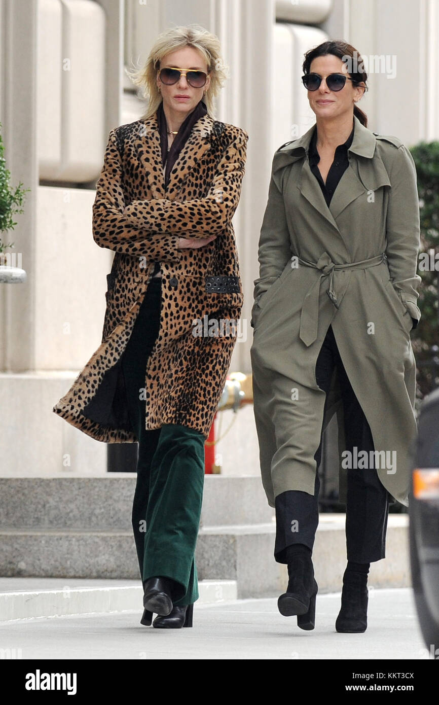 NEW YORK, NY - OCTOBER 25: Actress Cate Blanchett and Sandra Bullock