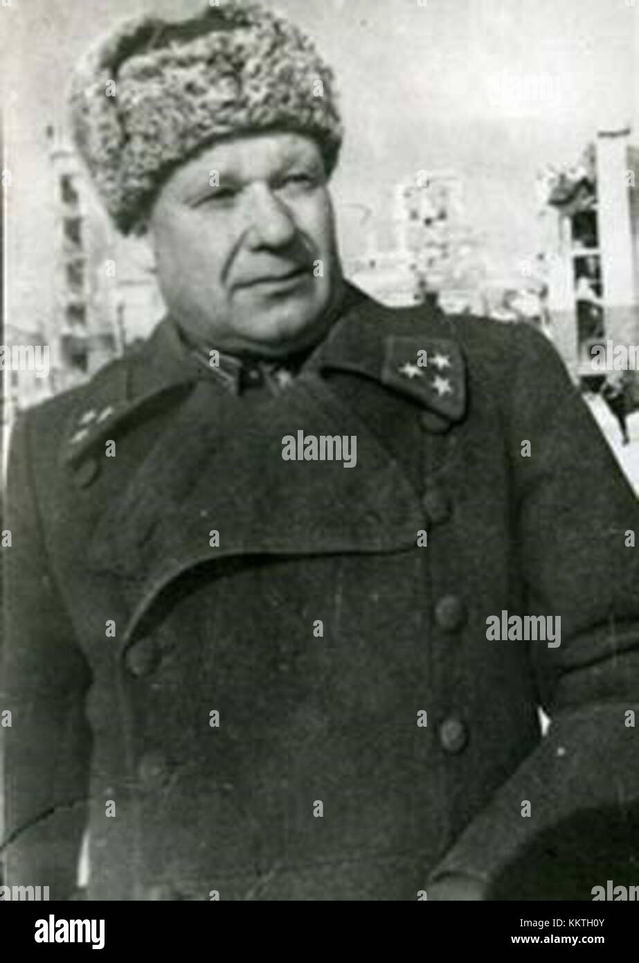 шумилов михаил степанович сталинградская битва. шумилов михаил степанович командовал 64 армией. командующий 64 армией в сталинградской. командующий 64 армией в сталинградской. генерал шумилов михаил степанович.