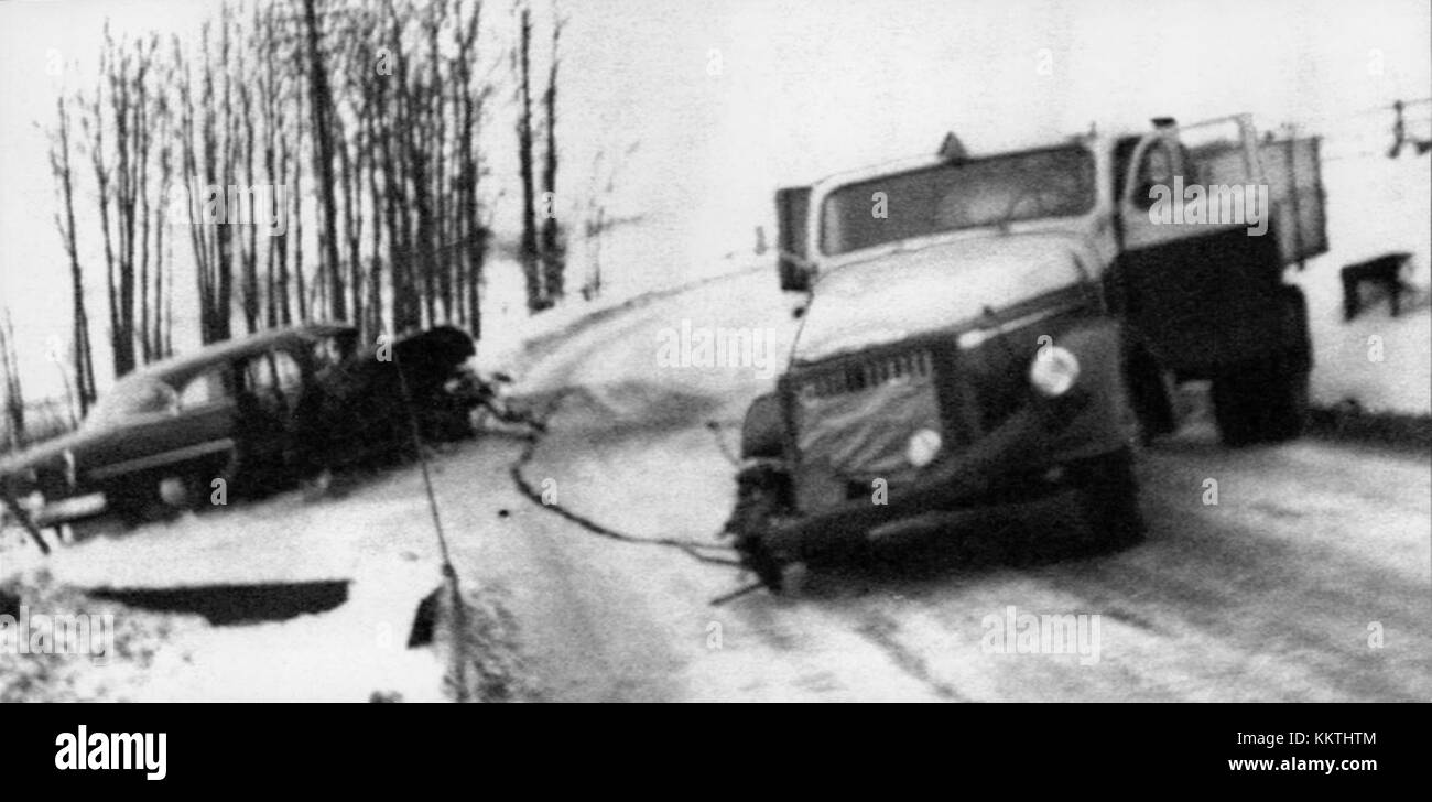 Death in car accident Black and White Stock Photos & Images - Alamy