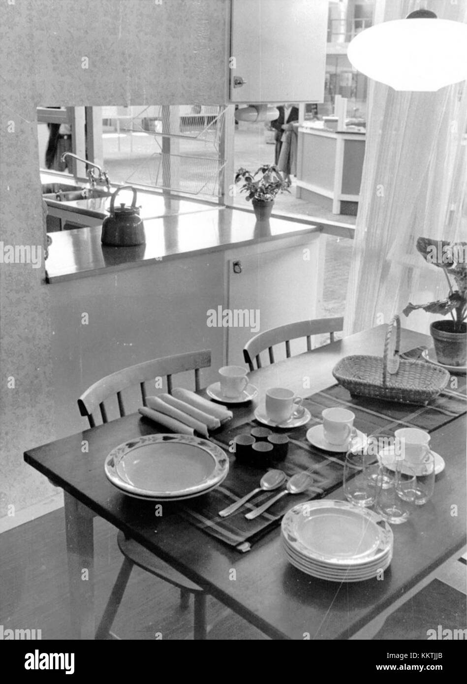 Country kitchen with dining shown at the exhibition Top 59 142340804653