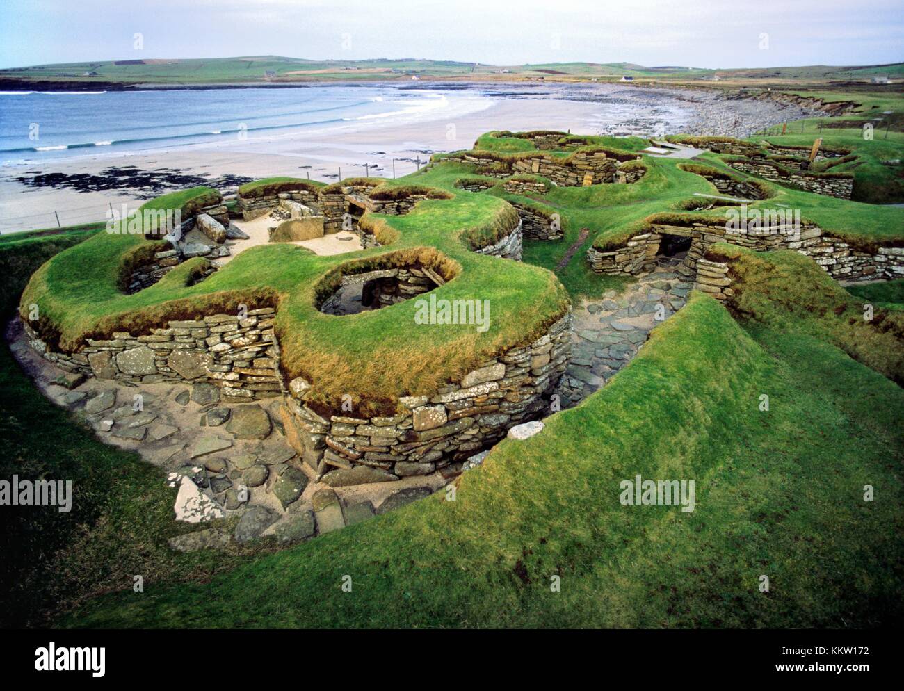 Skara Brae stone age village 3100 BC. Orkney, Scotland. Excavated from sand dune showing individual houses and connecting alleys Stock Photo