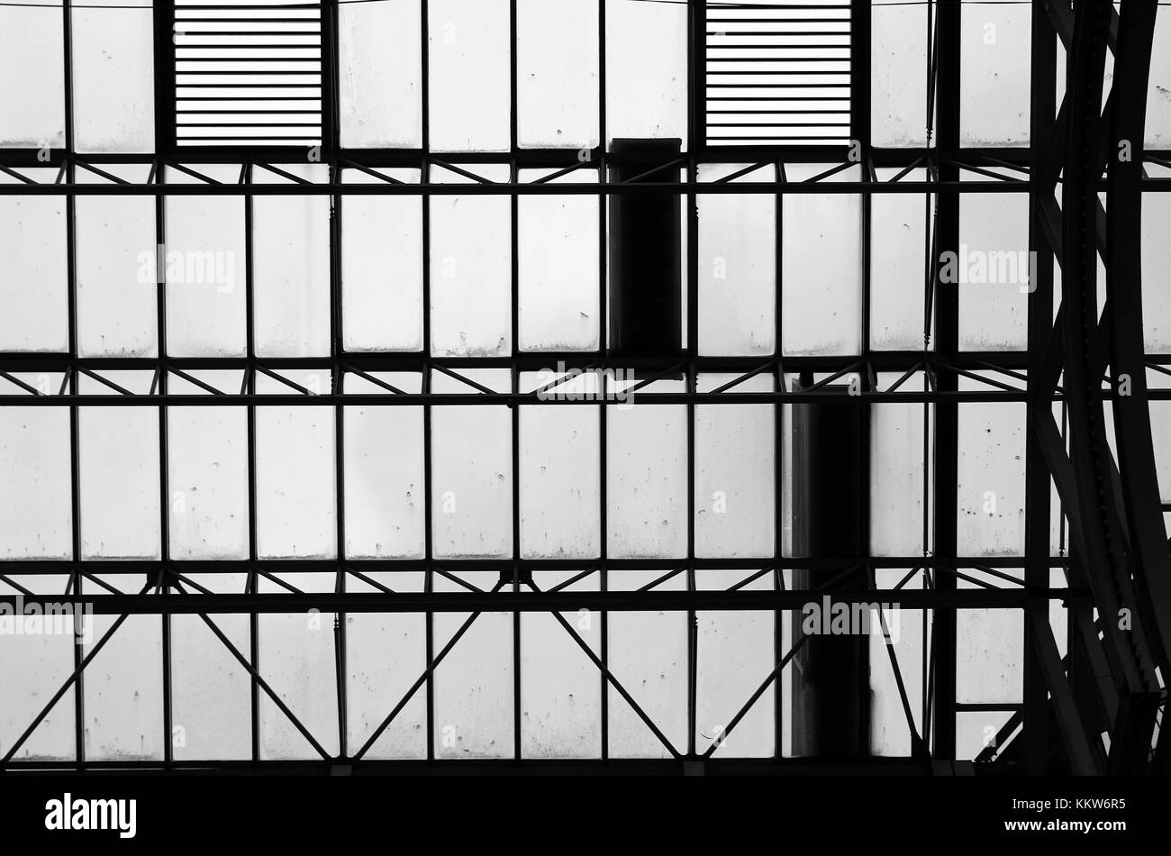 Mesh sizes hi-res stock photography and images - Alamy