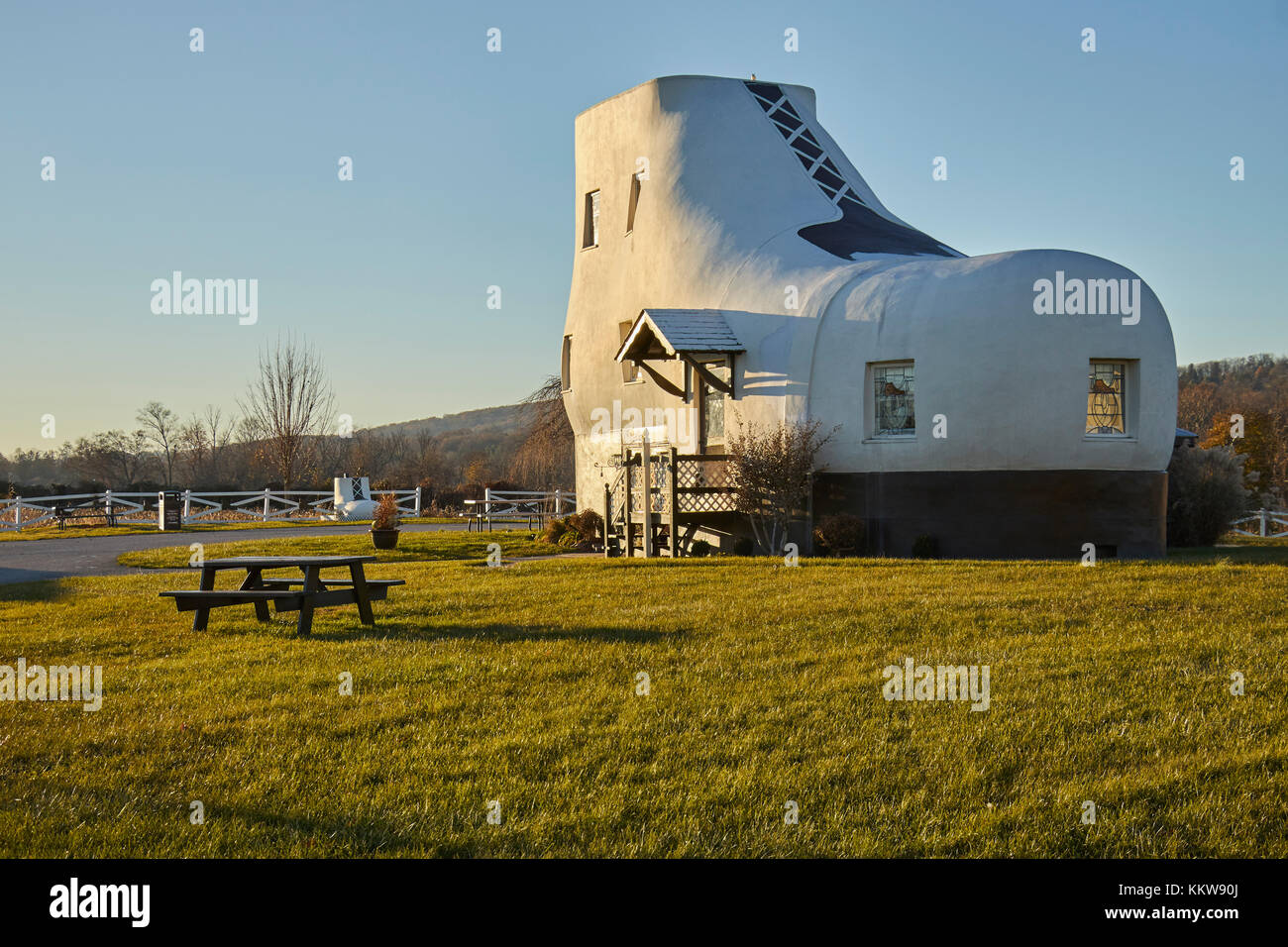 Haines shoe house hires stock photography and images Alamy