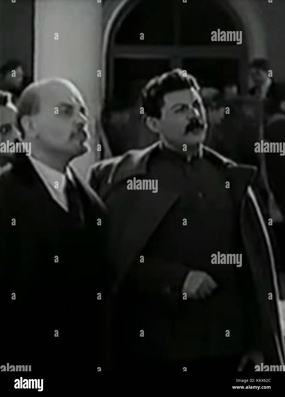 Konstantin Mufke's portrayal of Lenin captures the revolutionary leader ...