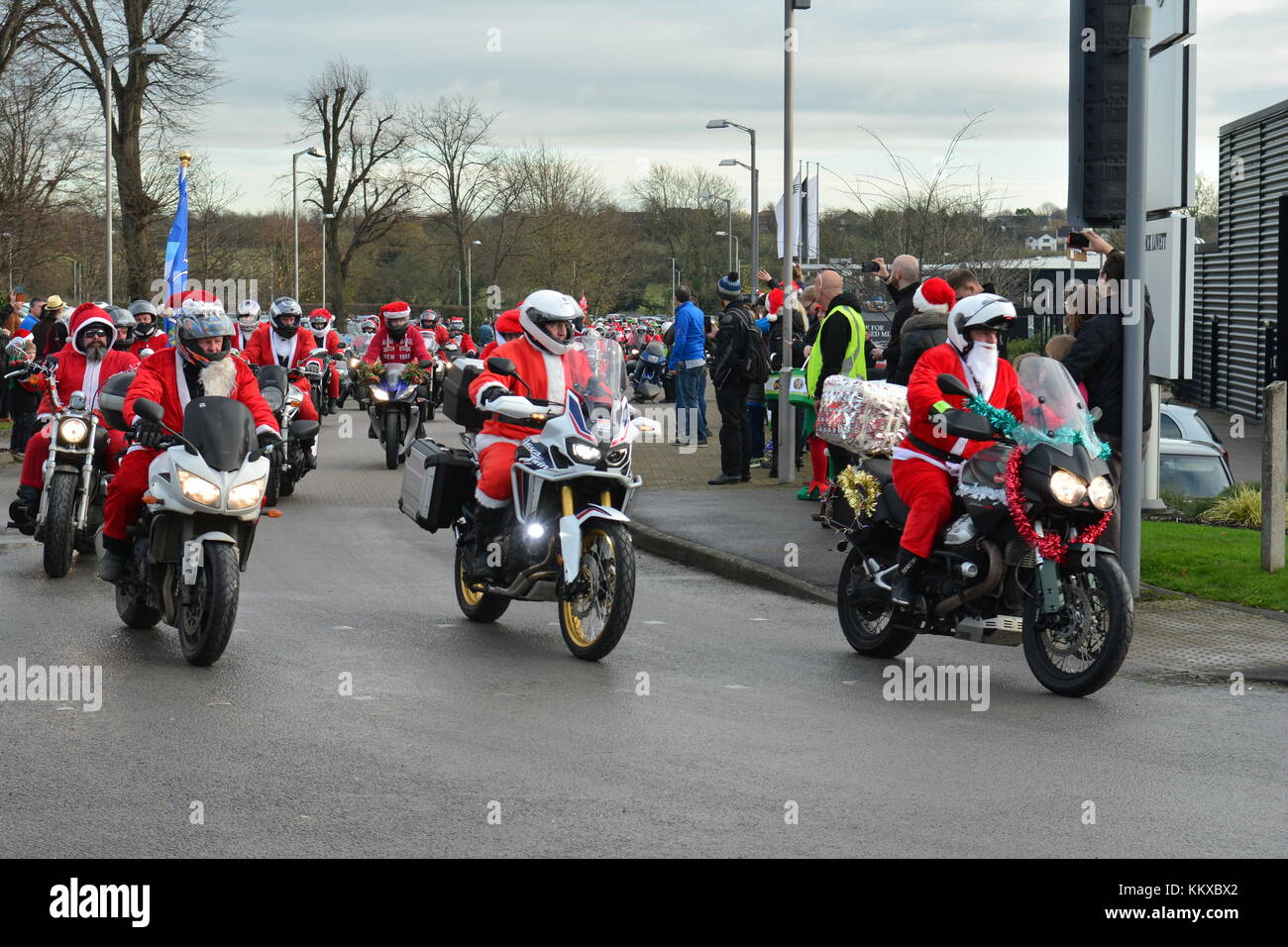 Cribbs Causeway, Bristol, UK. 2nd Dec, 2017. What a turn out at Dick