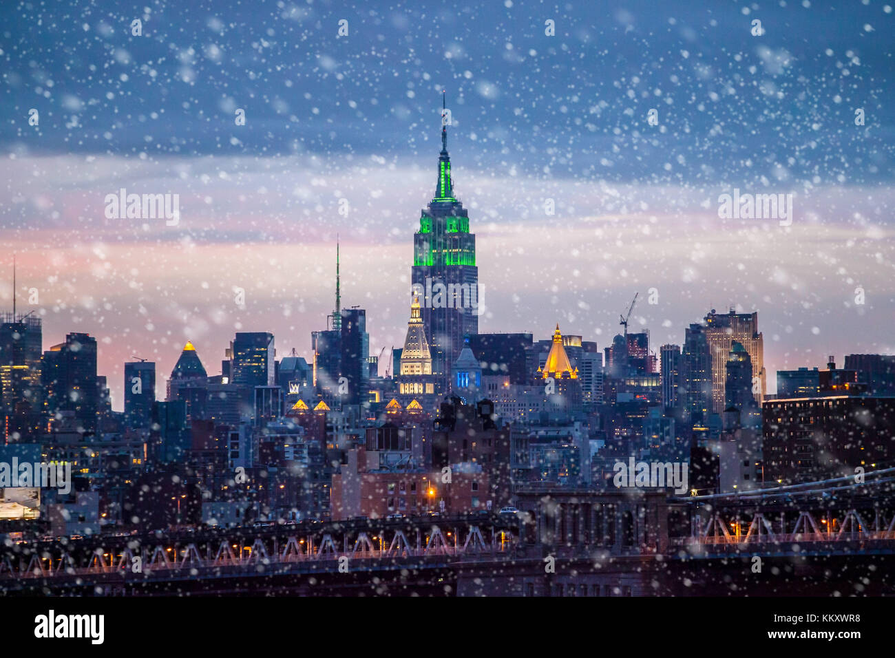 Snow falling down in New York City Stock Photo Alamy