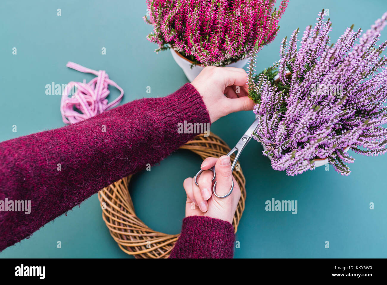 Diy Woman Detail Hands Autumnal Decoration Willow Wreath