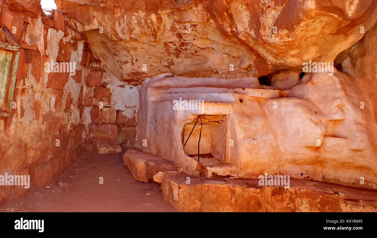 Abandoned Old Rock House below Vermilion Cliffs west of Lees Ferry in