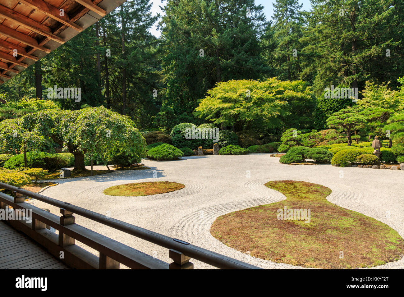 Rock Garden,   Portland Japanese Garden, Portland, Oregon, USA Stock Photo