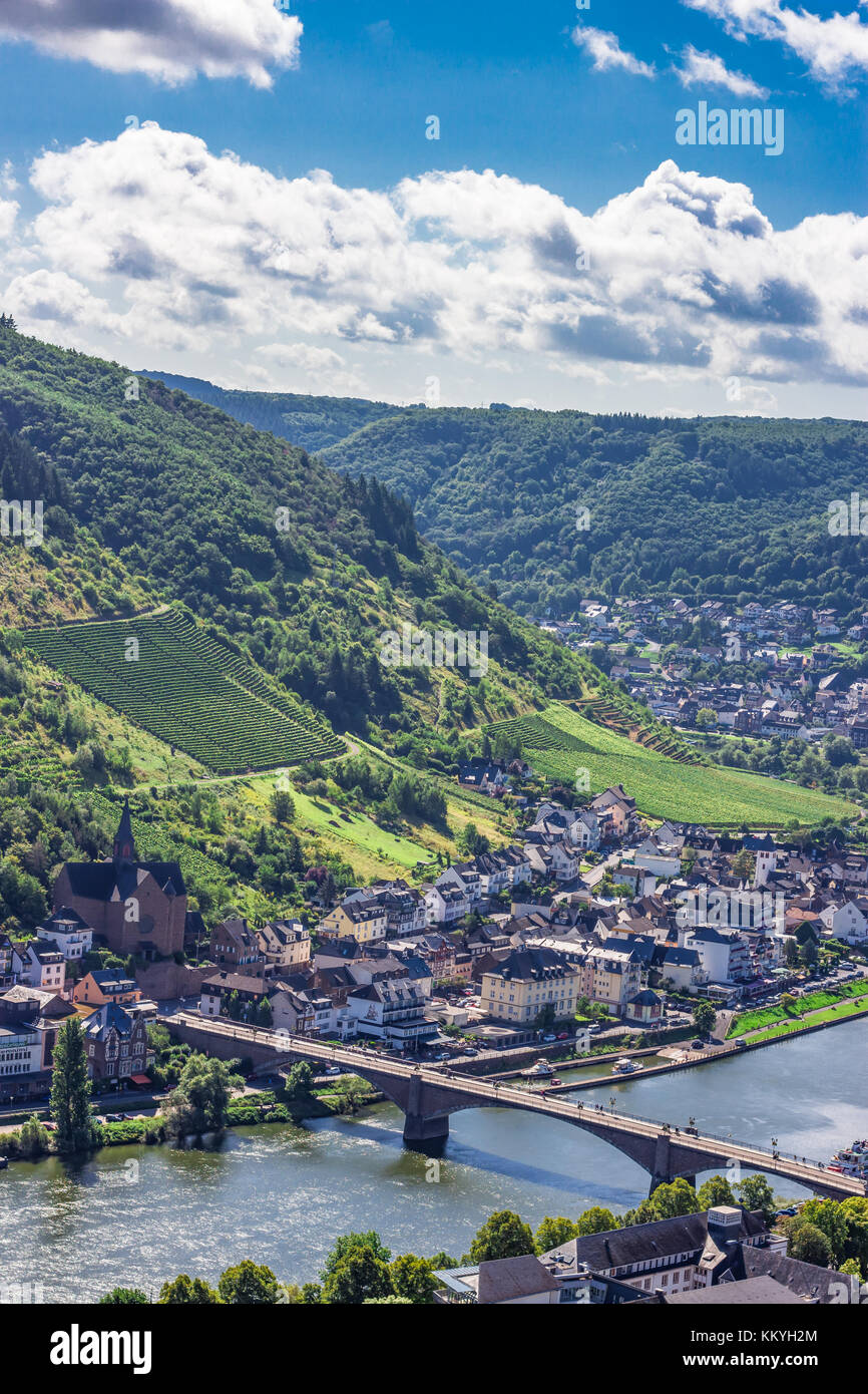 Bridge cochem hi-res stock photography and images - Alamy
