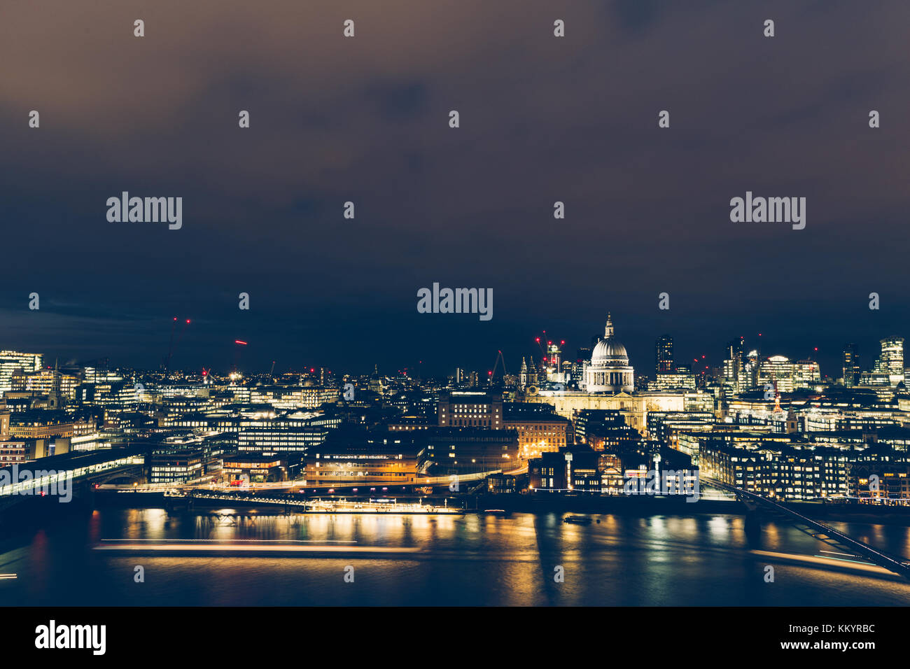 Moody river england aerial hi-res stock photography and images - Alamy