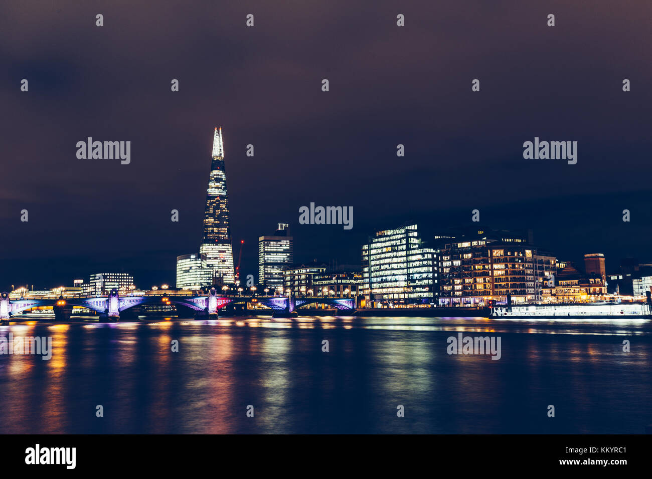 Image showcasing Long exposure city skyline hi-res stock photography and images - Alamy