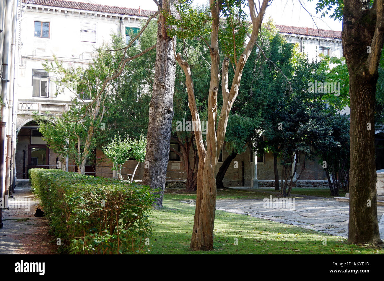 Cloistered courtyard, one of two, in former S Lazzaro ai Mendicanti, Stock Photo