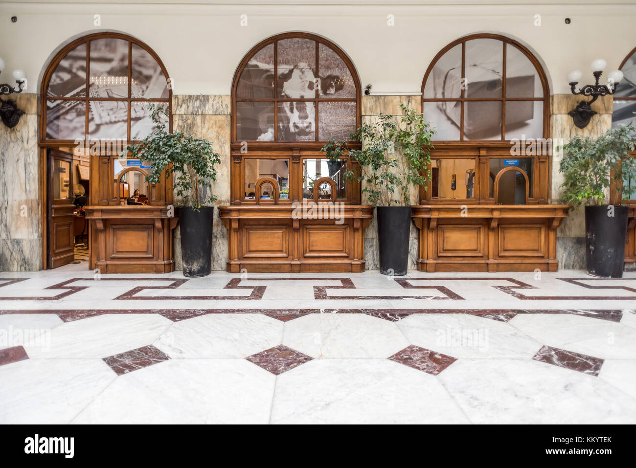 the-main-post-office-in-montevideo-uruguay-stock-photo-alamy