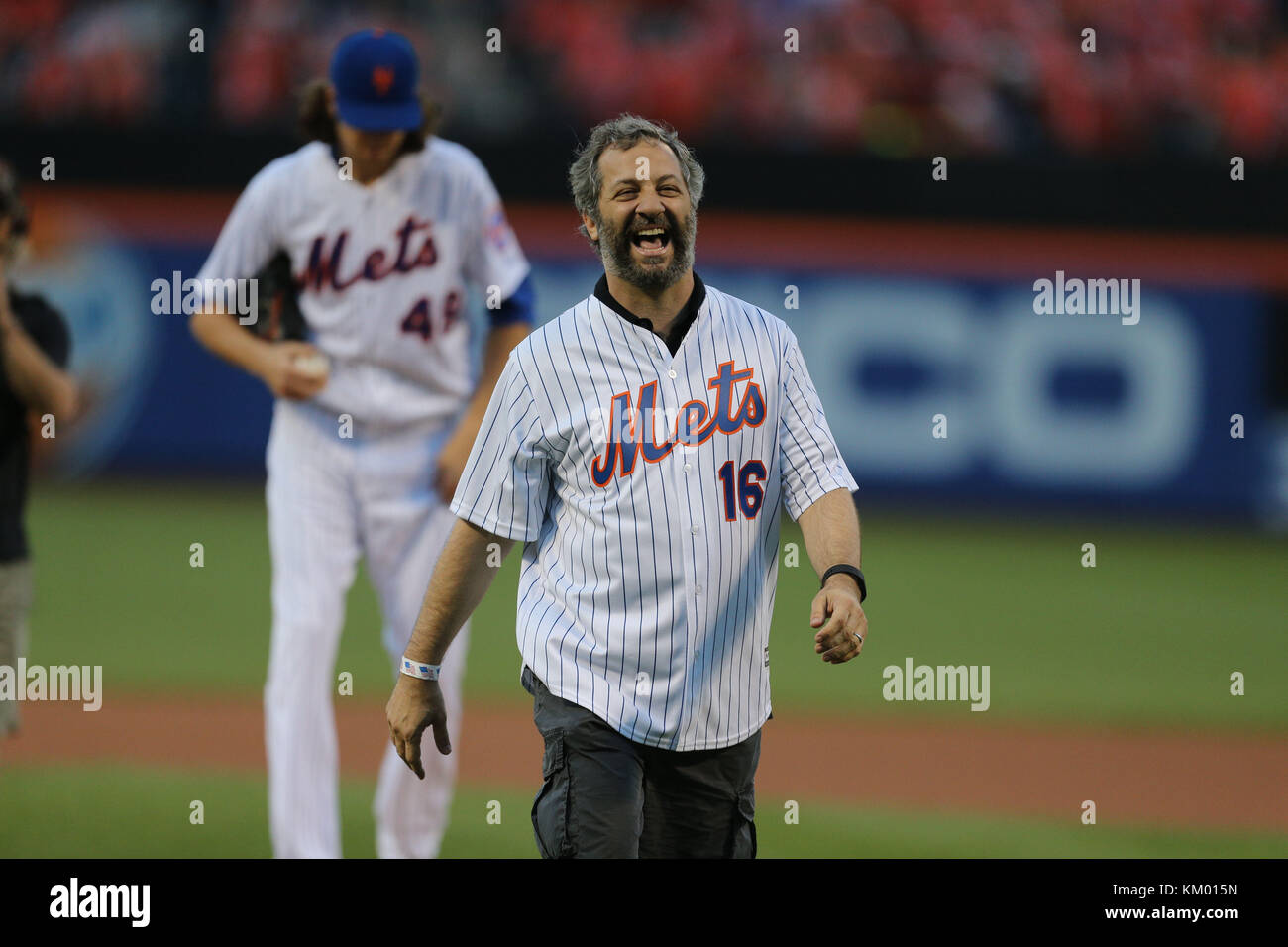 NEW YORK, NY AUGUST 02 Judd Apatow was joined by his wife Leslie