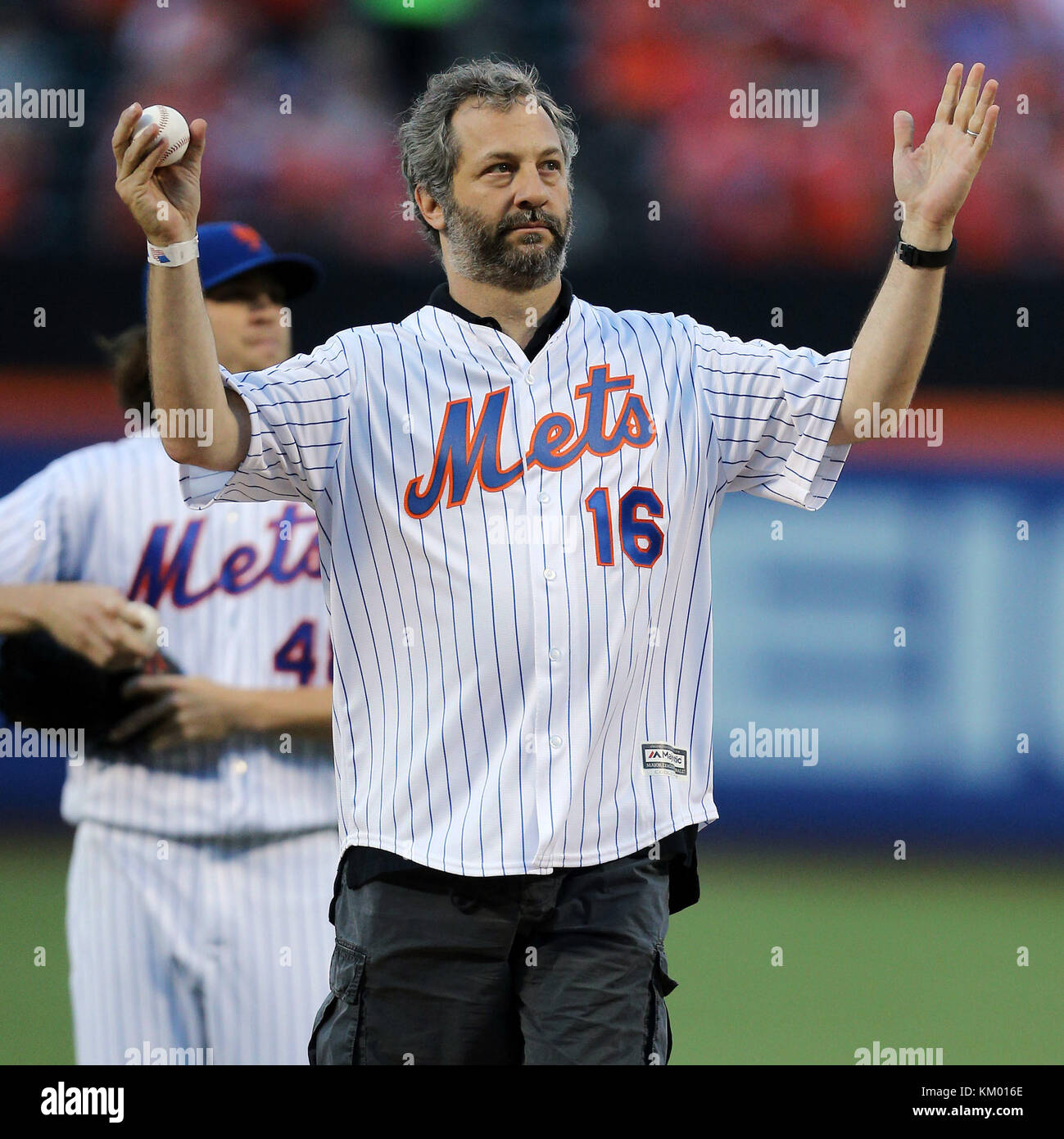 NEW YORK, NY AUGUST 02 Judd Apatow was joined by his wife Leslie