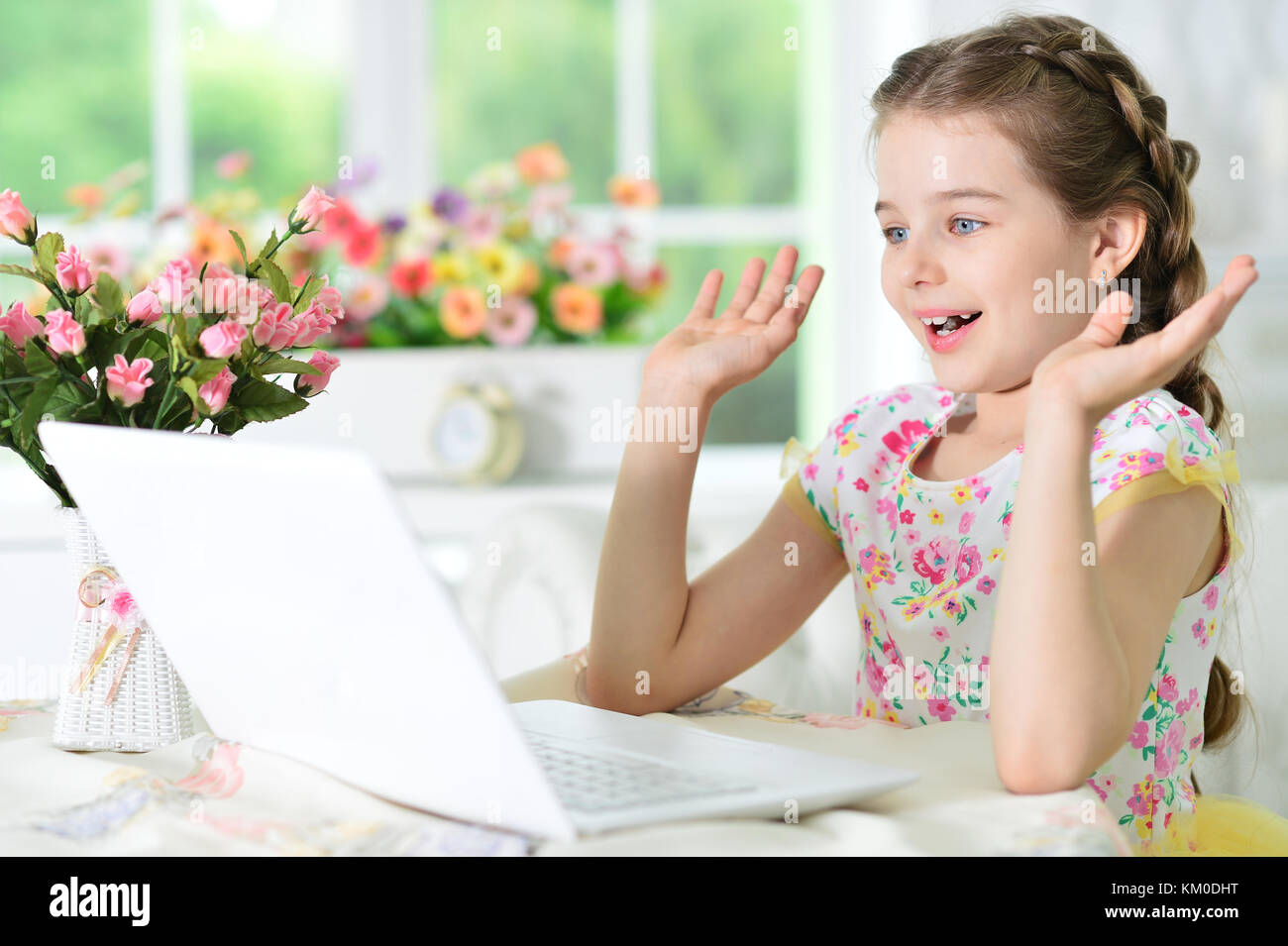 little girl using laptop Stock Photo - Alamy