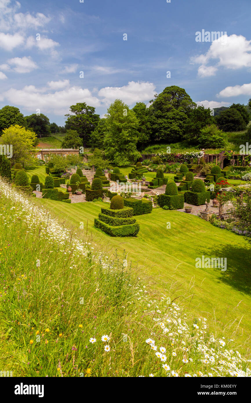 Italianate country house hi-res stock photography and images - Alamy