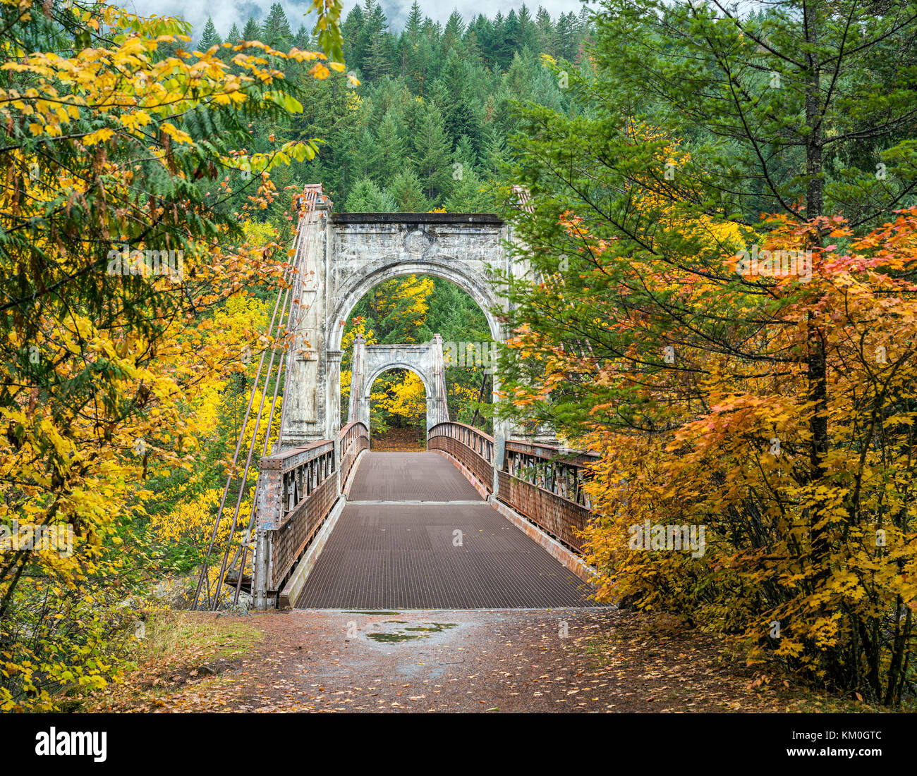 The historic Alexandra Bridge over the Fraser River in the Fraser Canyon in Alexandra Bridge