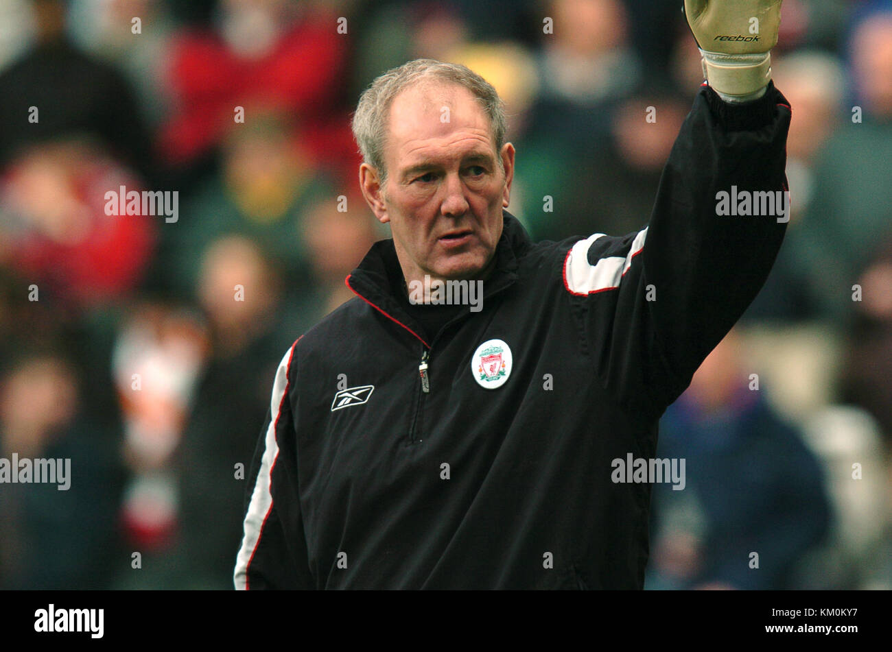 Footballer coach Joe Corrigan Liverpool v Wolverhampton Wanderers 20 March 2004 Stock Photo