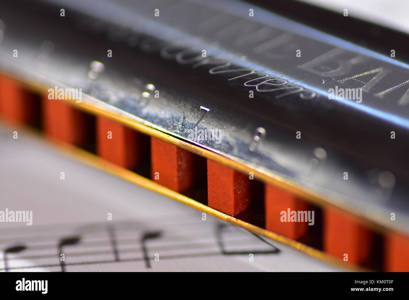 Harmonica busking hires stock photography and images Alamy