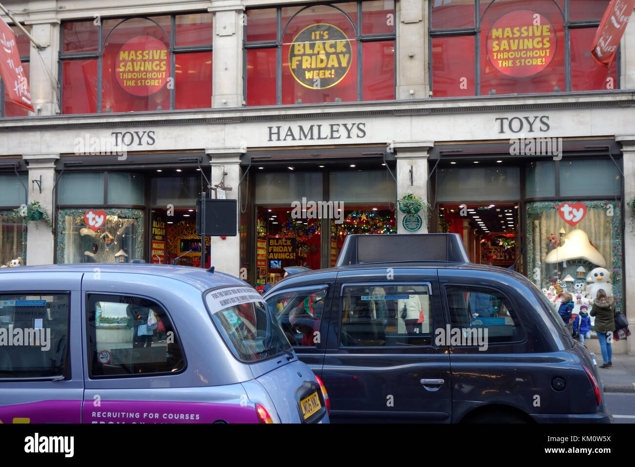 Toy Shop Exterior Stock Photos & Toy Shop Exterior Stock Images Alamy