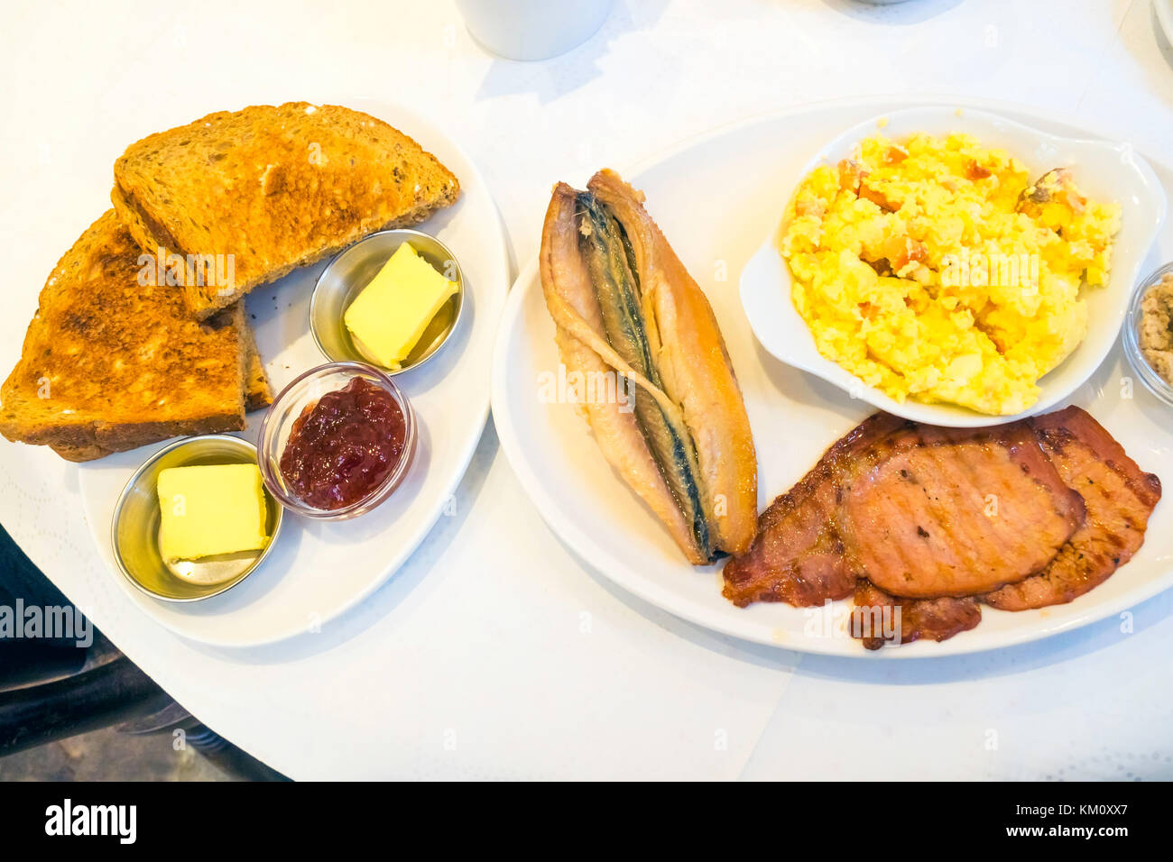 Whitby café Smokehouse lunch with smoked kipper, bacon, salmon