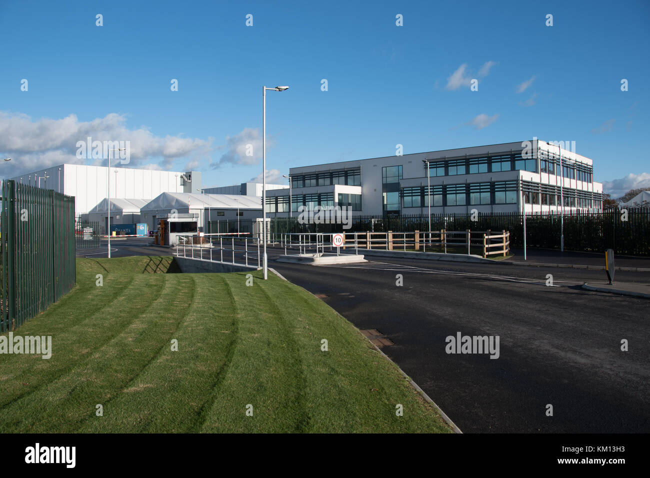 Pinewood studios england hires stock photography and images Alamy