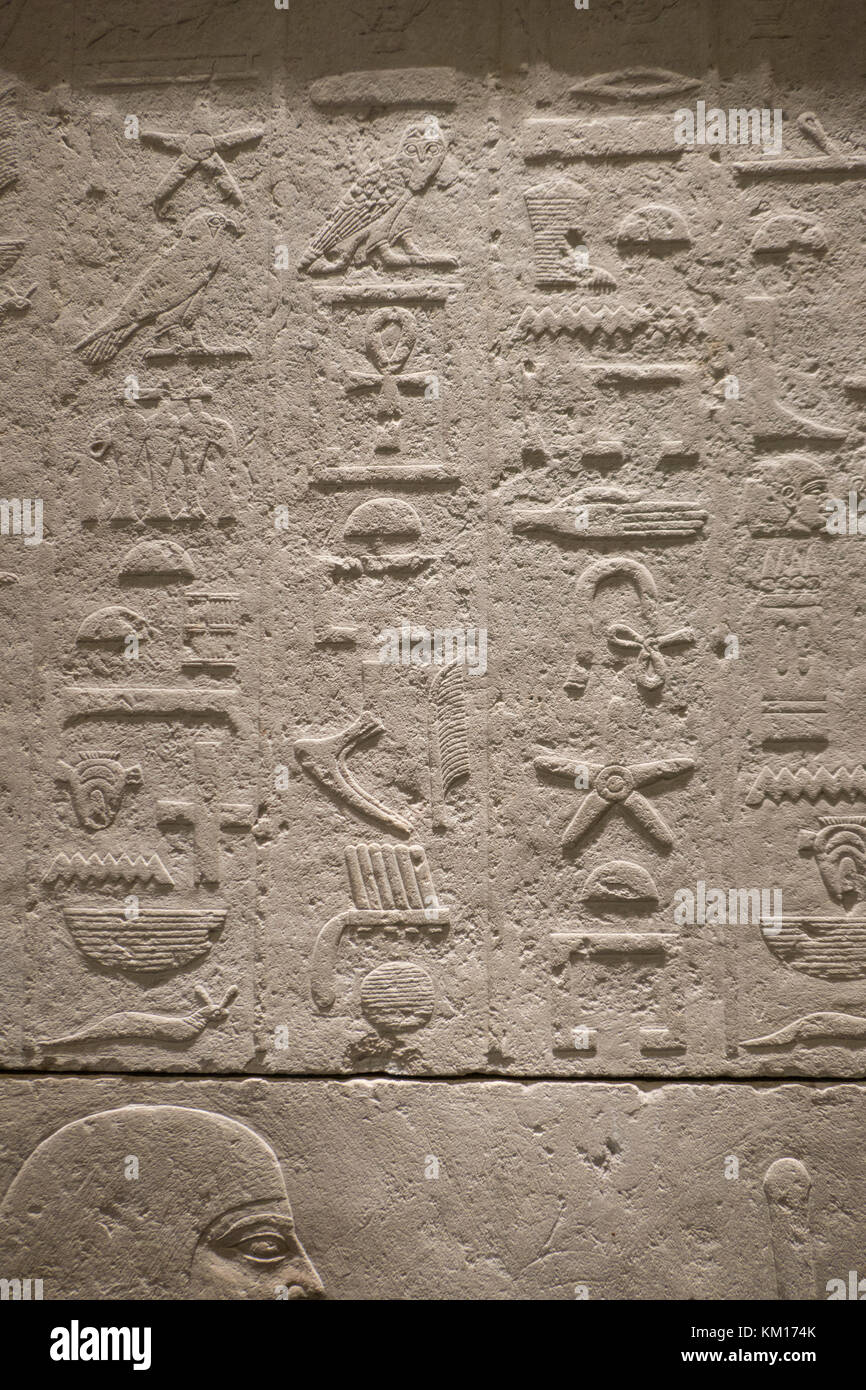 Egyptian hieroglyphics on a wall Stock Photo