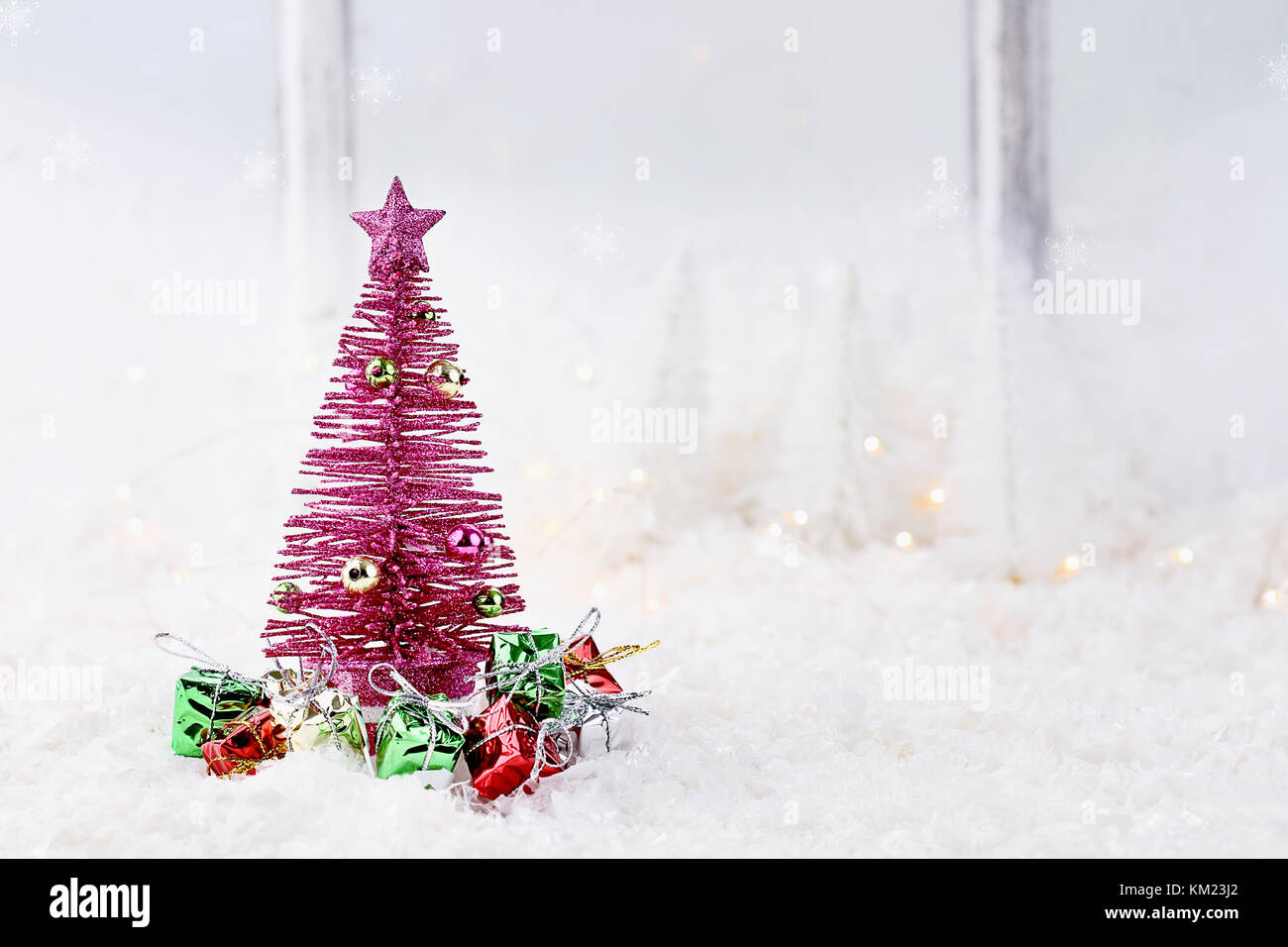 Pink window frame hi-res stock photography and images - Alamy