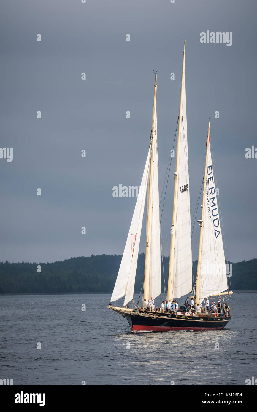 Sailing vessel spirit of bermuda hires stock photography and images