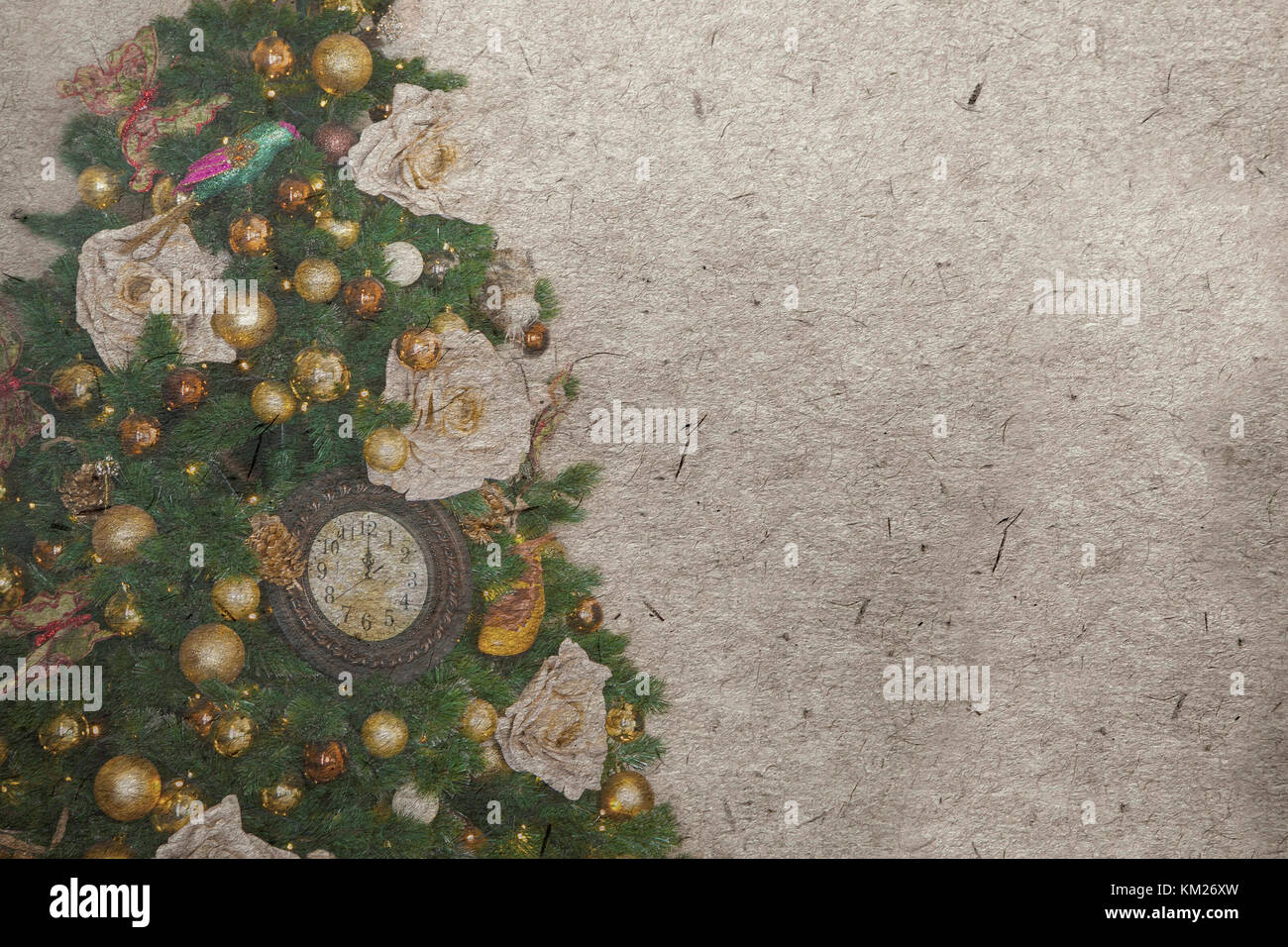 vintage wallpaper background with Christmas tree Stock Photo - Alamy
