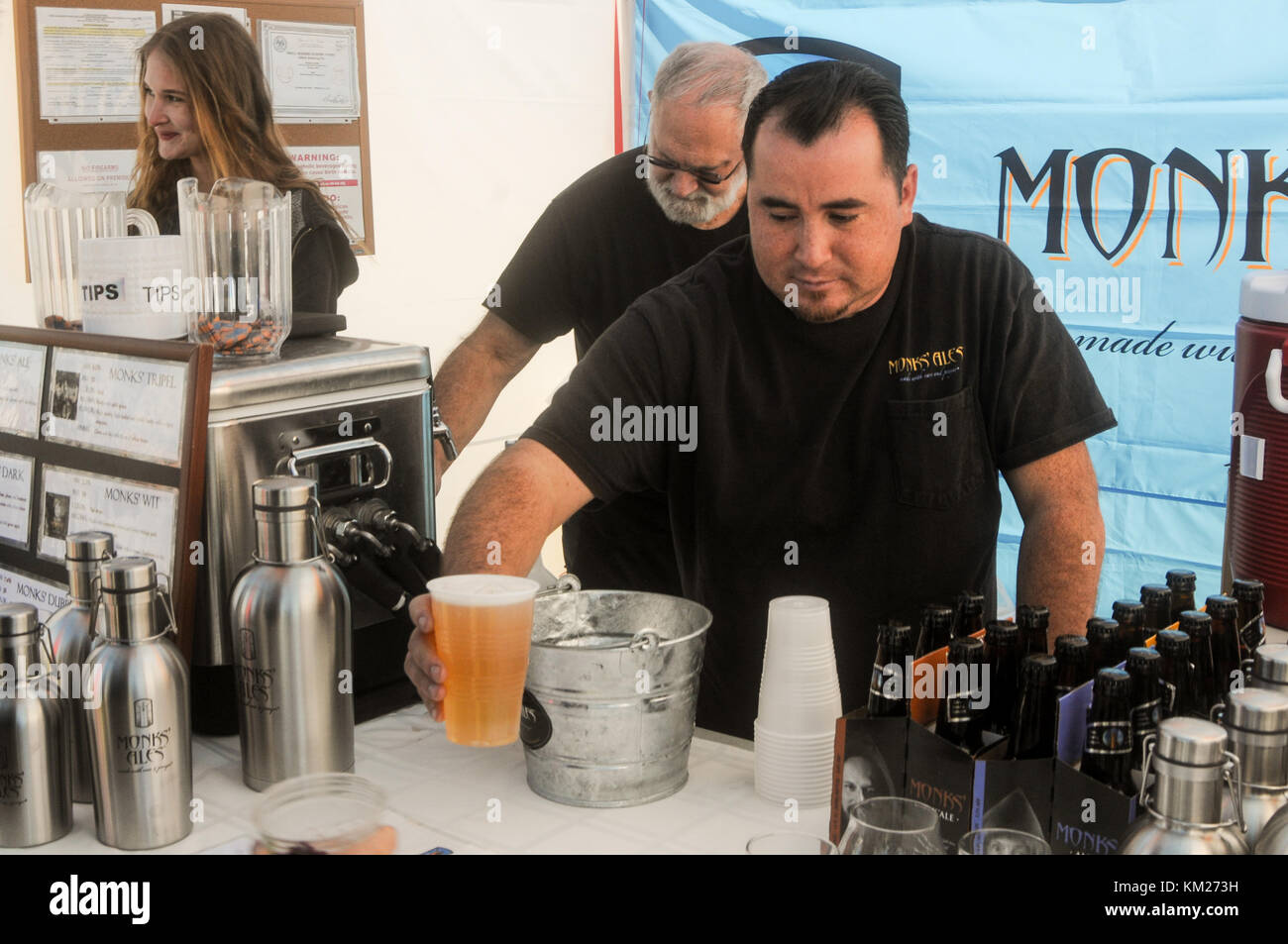 Vendors and patrons at Albuquerque Bacon Fest 2015 in Albuquerque, New