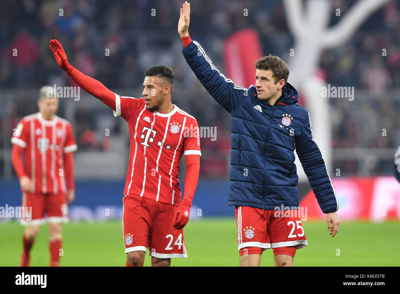 Muenchen, Deutschland. 02nd Dec, 2017. v.re:Thomas MUELLER (MULLER, FC ...