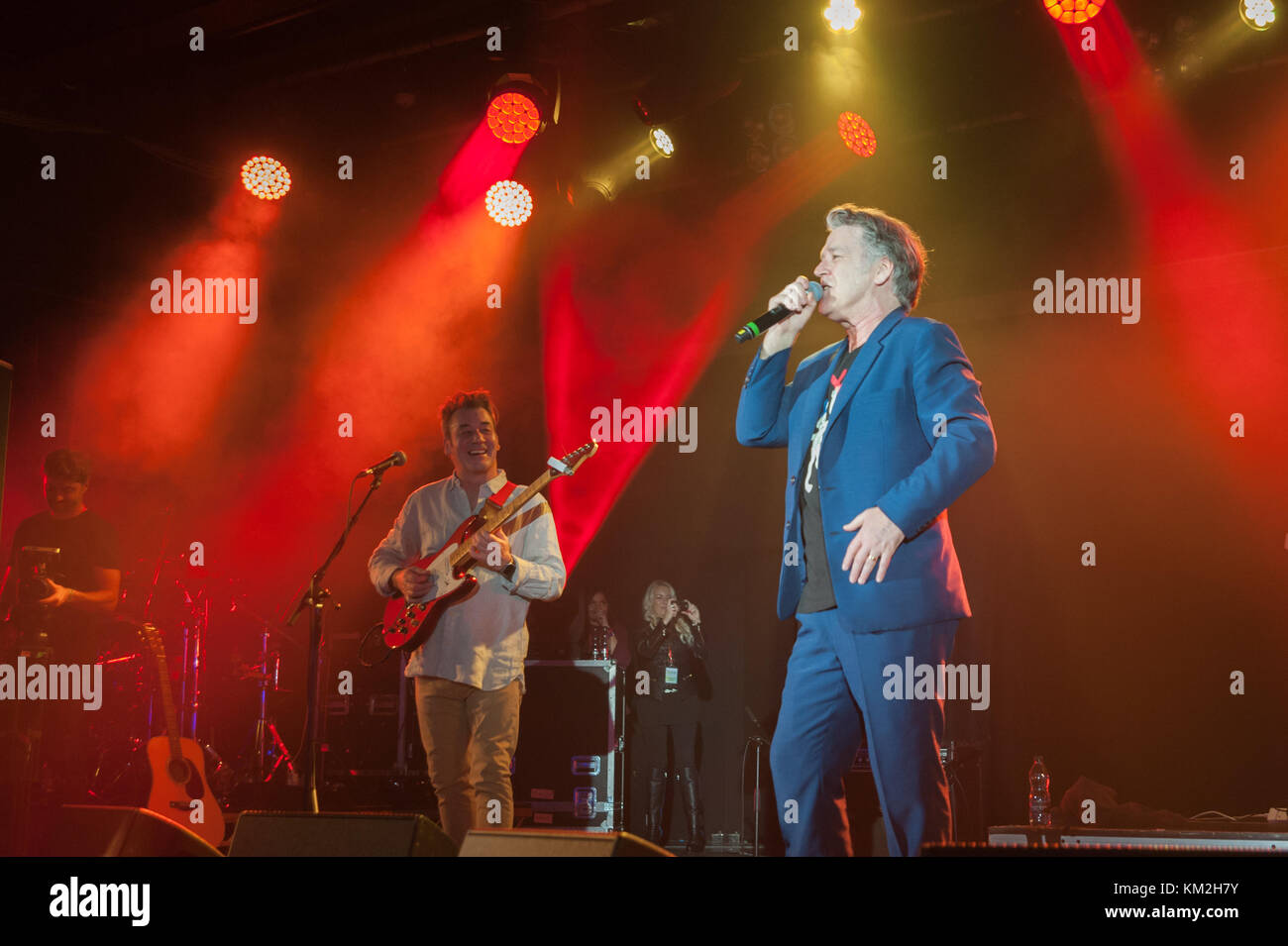 Bognor Regis, UK. 3rd Dec, 2017. China Crisis play Electric Dreams