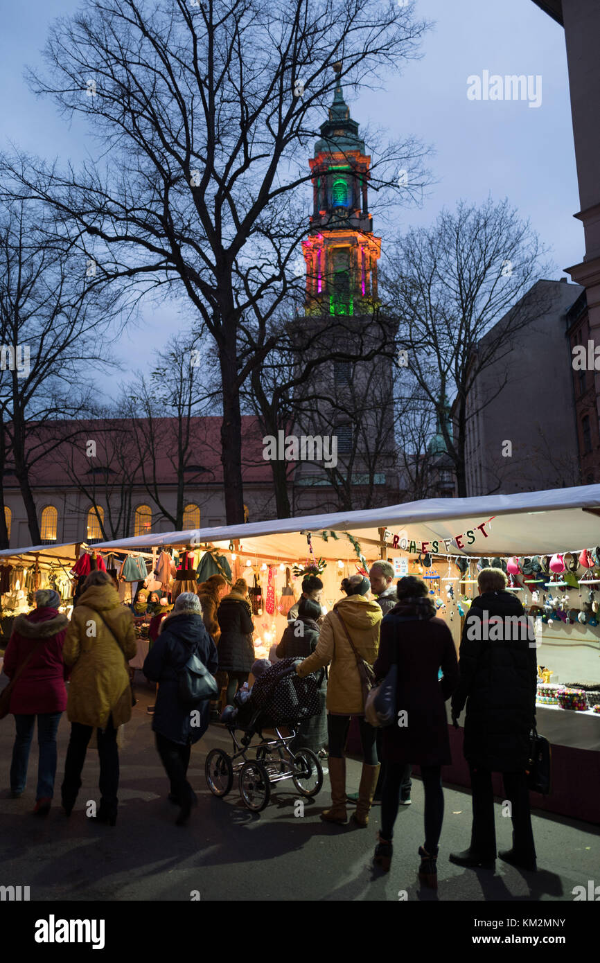 Berlin, Germany. 2nd Dec, 2017. View of the 22nd Environment and Christmas Market (