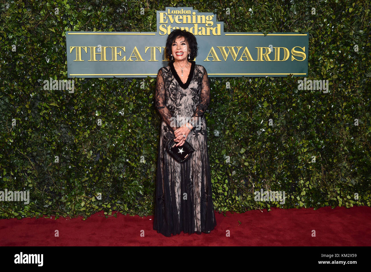 Dame Shirley Bassey arrives at the Evening Standard Theatre Awards at the Theatre Royal Drury Lane, London. Stock Photo