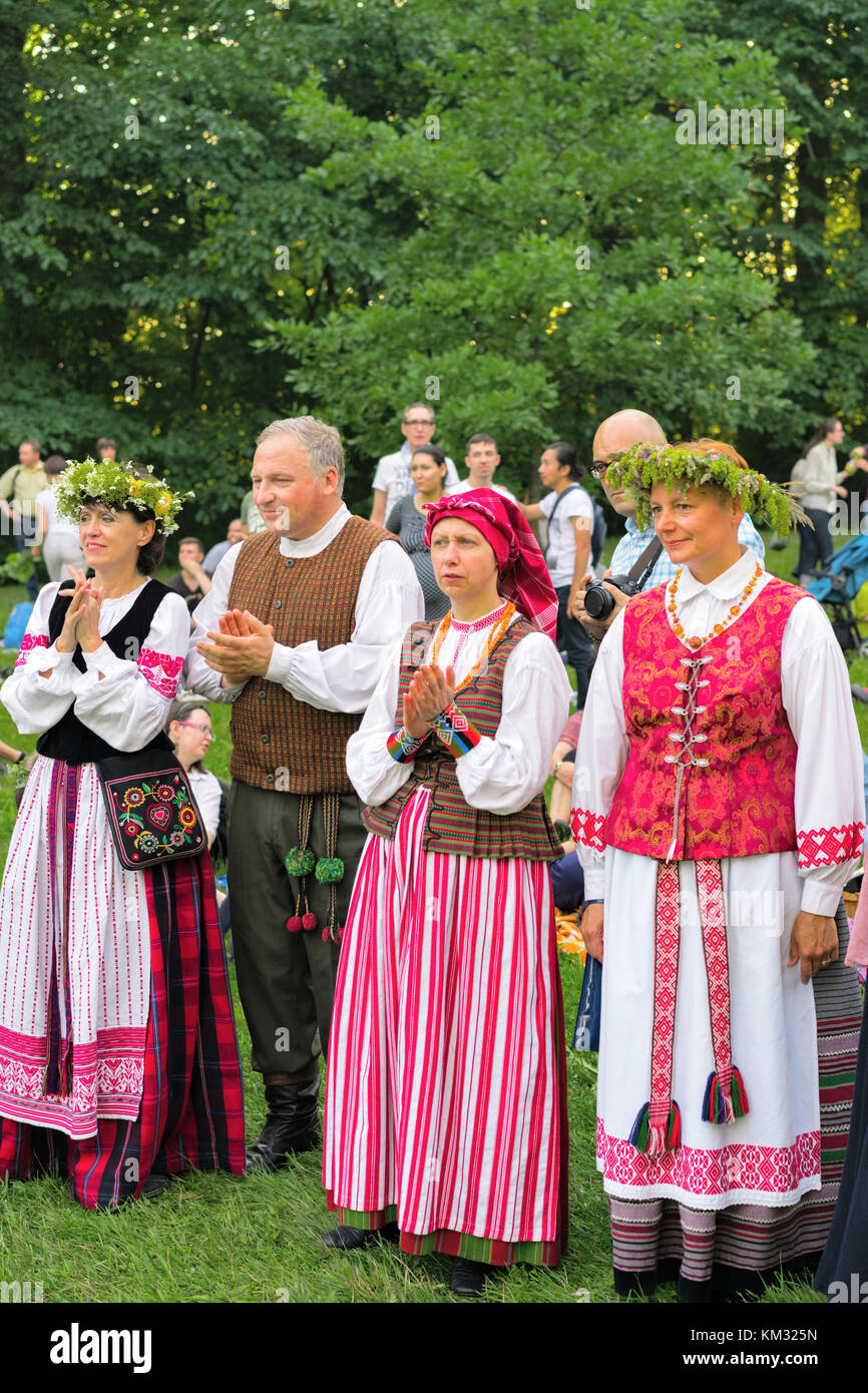 Vilnius, Lithuania - July 23, 2016: People in traditional costumes at  summer festival celebration Stock Photo - Alamy
