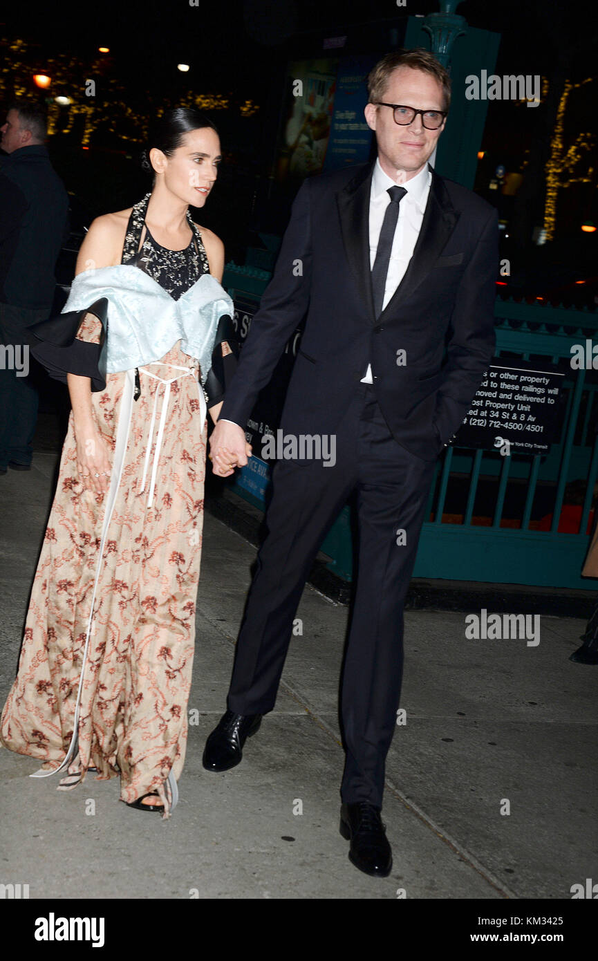 Jennifer Connelly and Paul Bettany attend an evening honoring Louis Vuitton and Nicolas Ghesquiere at Alice Tully Hall at Lincoln Center on November 30, 2017 in New York City. Stock Photo